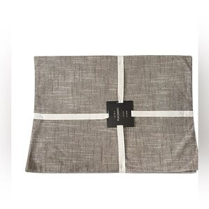 Unbranded Set of 4 Gray Heathered Placemats NWT